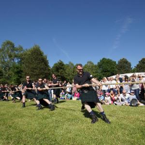 Tug-o-War (Tauziehen)