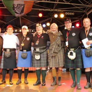 Das Orgateam mit Bürgermeister …